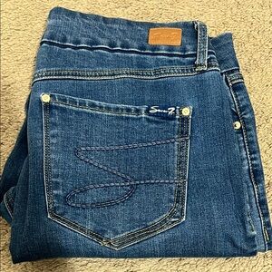 Tummyless High Rise Women's Blue Jeans